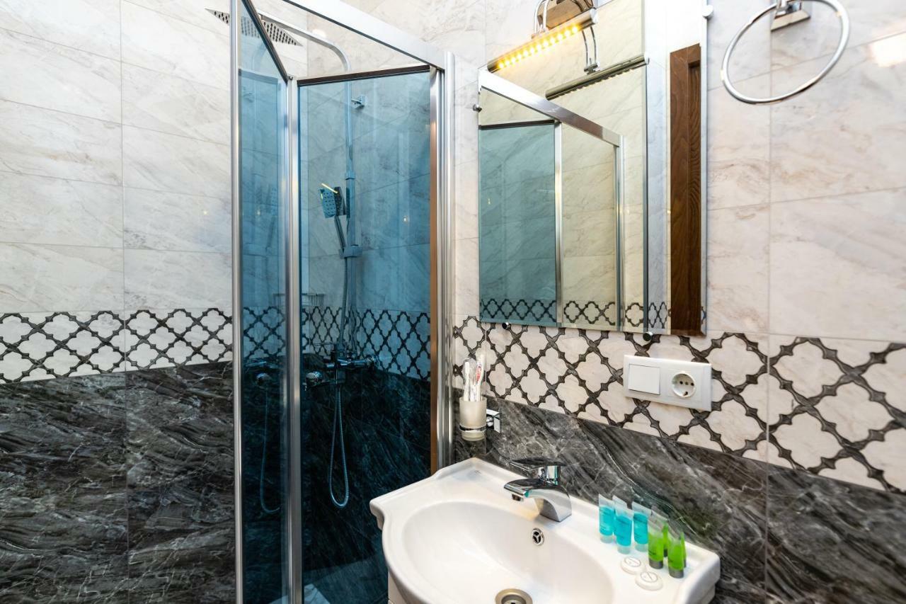 Ornament Hotel Tbilisi Luaran gambar